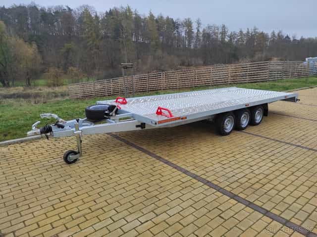 Autopřepravník ALU plocha 550x210 cm, 3500/680 kg, 3x1350kg