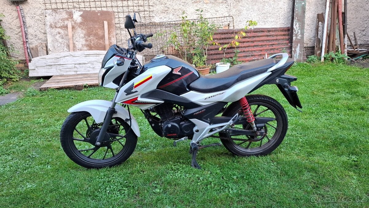 Honda CB125F