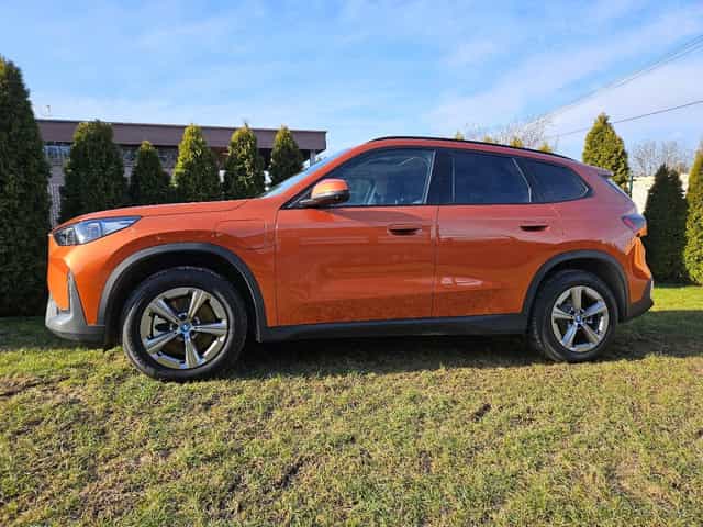 Téměř nové BMW X1 XDrive 30E