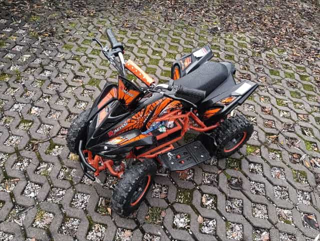 Dětská elektrická čtyřkolka