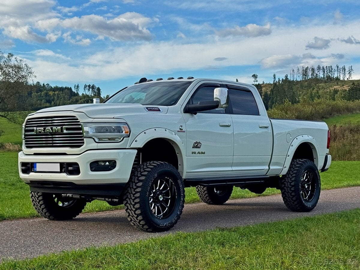 DODGE RAM 2500 6.7 Cummins Diesel - LARAMIE – K2 ROCKYRIDGE