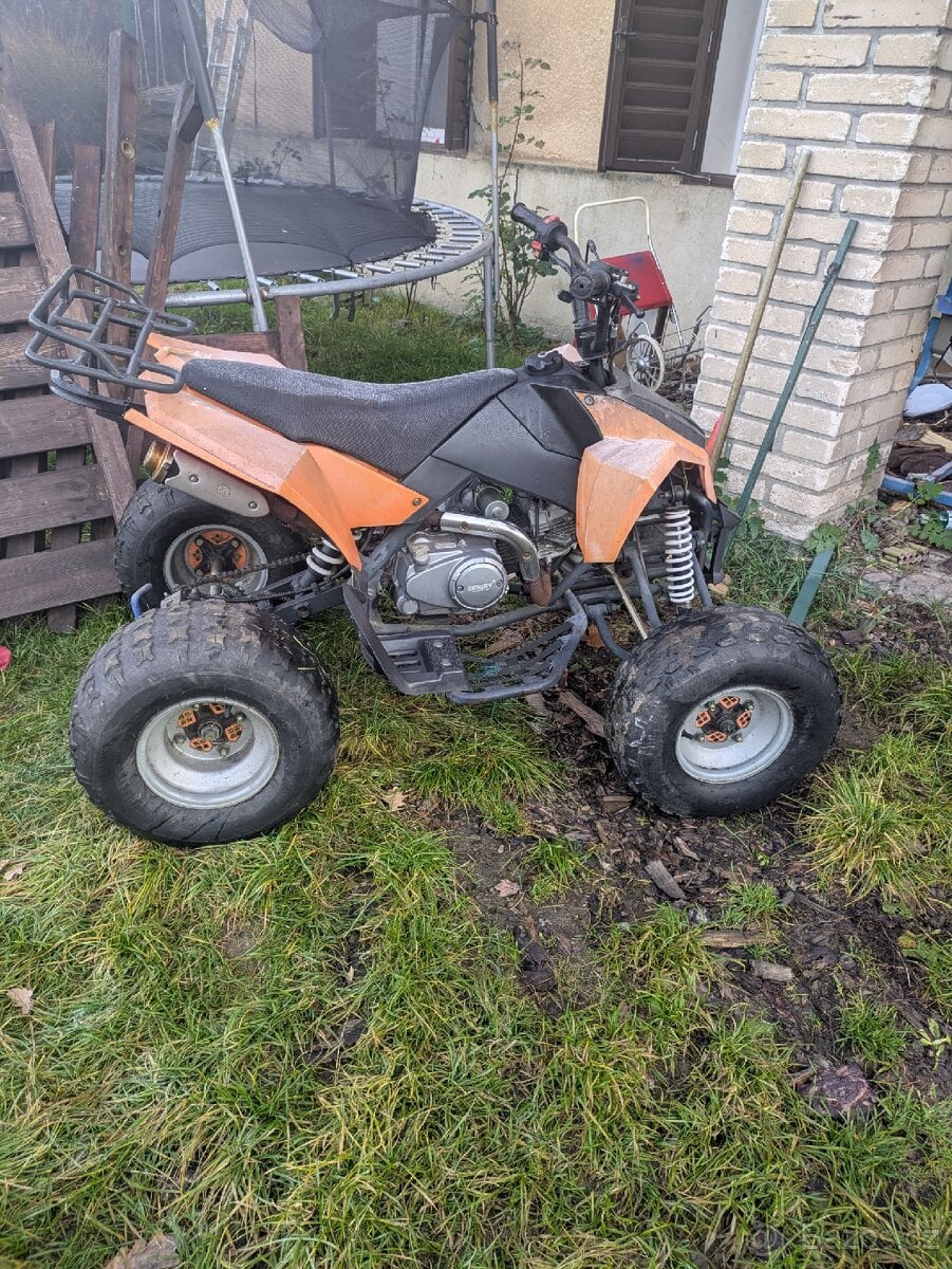 Čtyřkolka HECHT 125