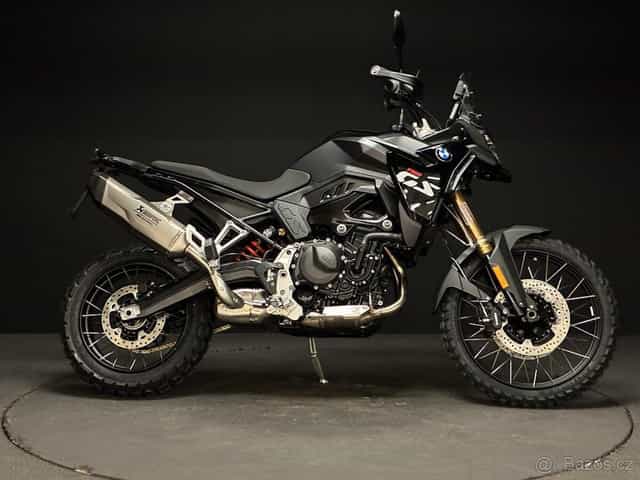 BMW F900 GS