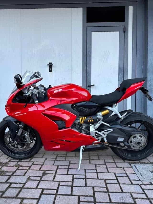 Prodám DUCATI PANIGALE V2