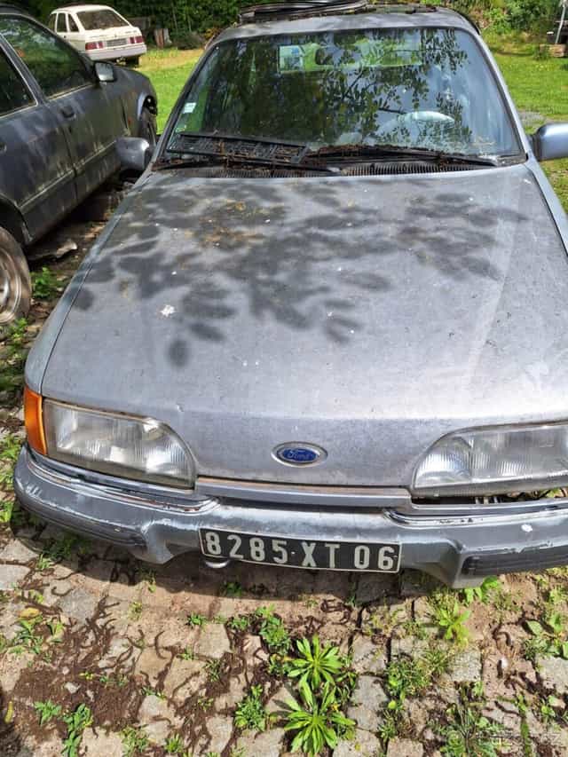 Ford sierra 1988 - díly