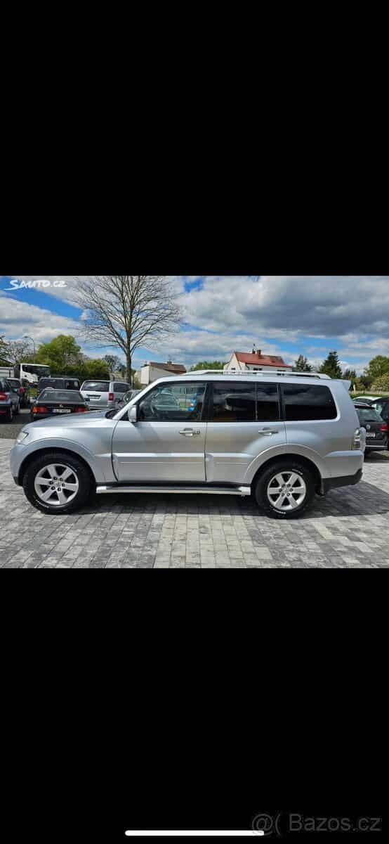 Mitsubishi Pajero Automat rok 2010, najeto 370204