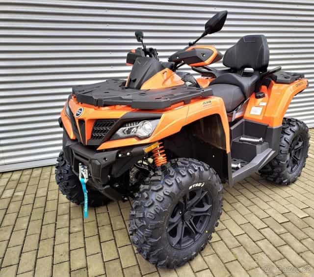 Čtyřkolka CFmoto Gladiator X1000 V-Twin EPS EURO5
