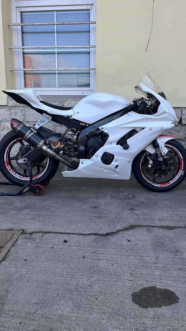 Yamaha r6 okruhovka