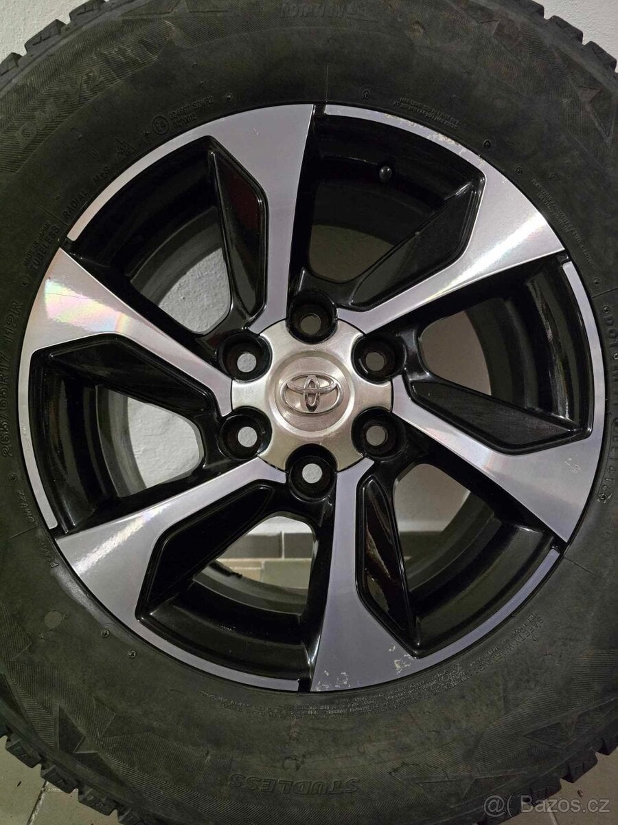 Originální alu kola Toyota Hilux R17 6x139,7