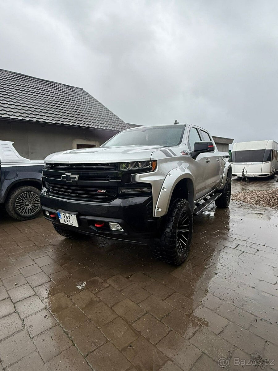 Chevrolet Silverado Z71 lift 2019