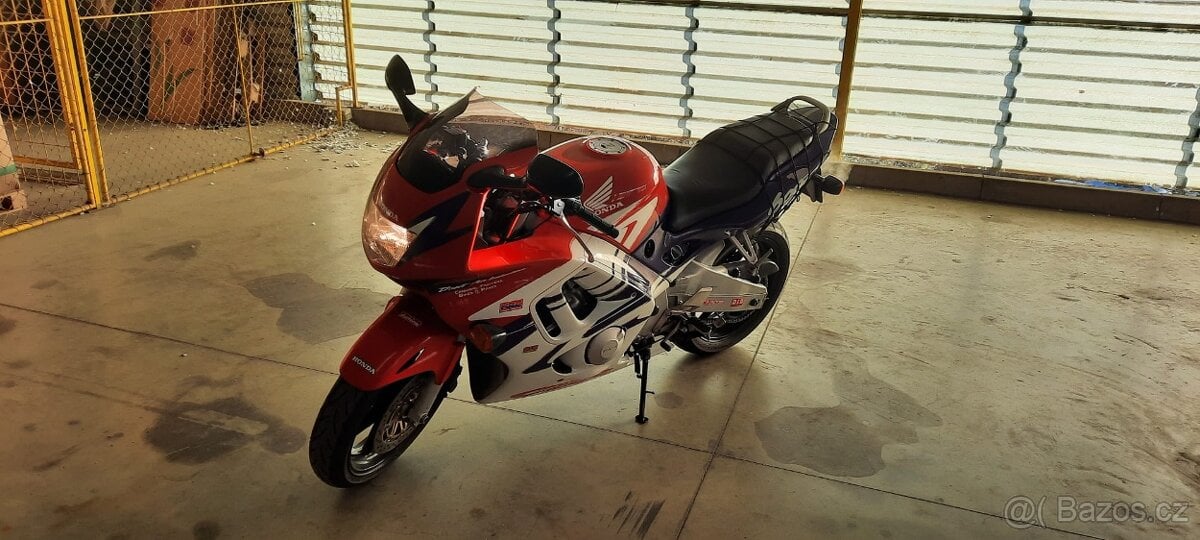 Honda CBR 600F3