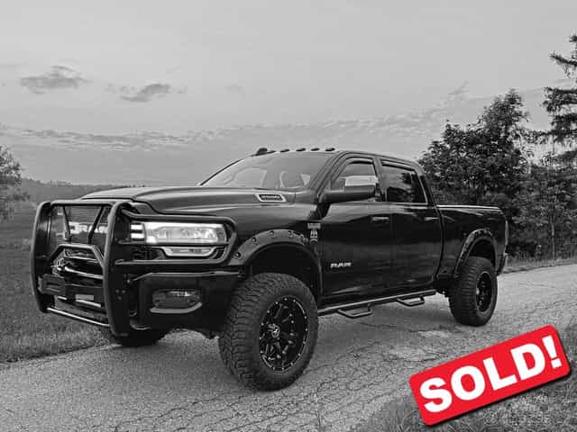 PRODÁNO DODGE RAM 2500 HEAVY DUTY 6.4 HEMI 4x4 LARAMIE