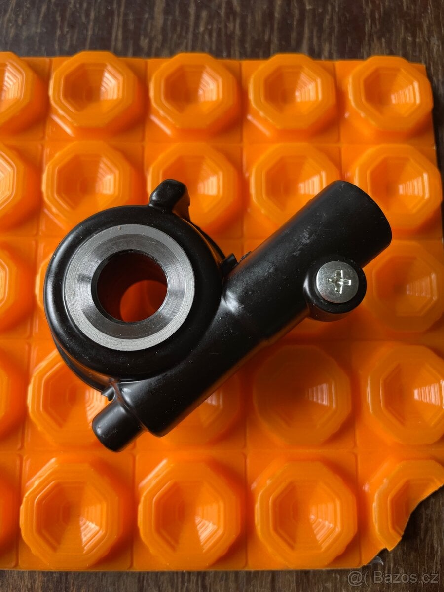 Náhon tachometru šnek tachometru převod Honda XR