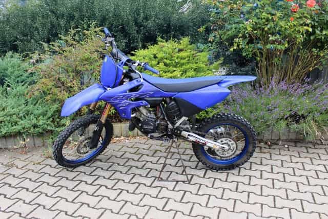 YAMAHA YZ 85,r.v.2022,93mth,ráfky 19/16",závodně nejetá
