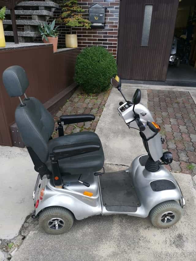 Prodám elektrický čtyřkolový skútr / vozík