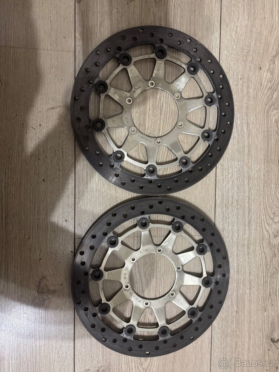 Kotouce na Honda CBR1000RR Fireblade 06-07 SC57