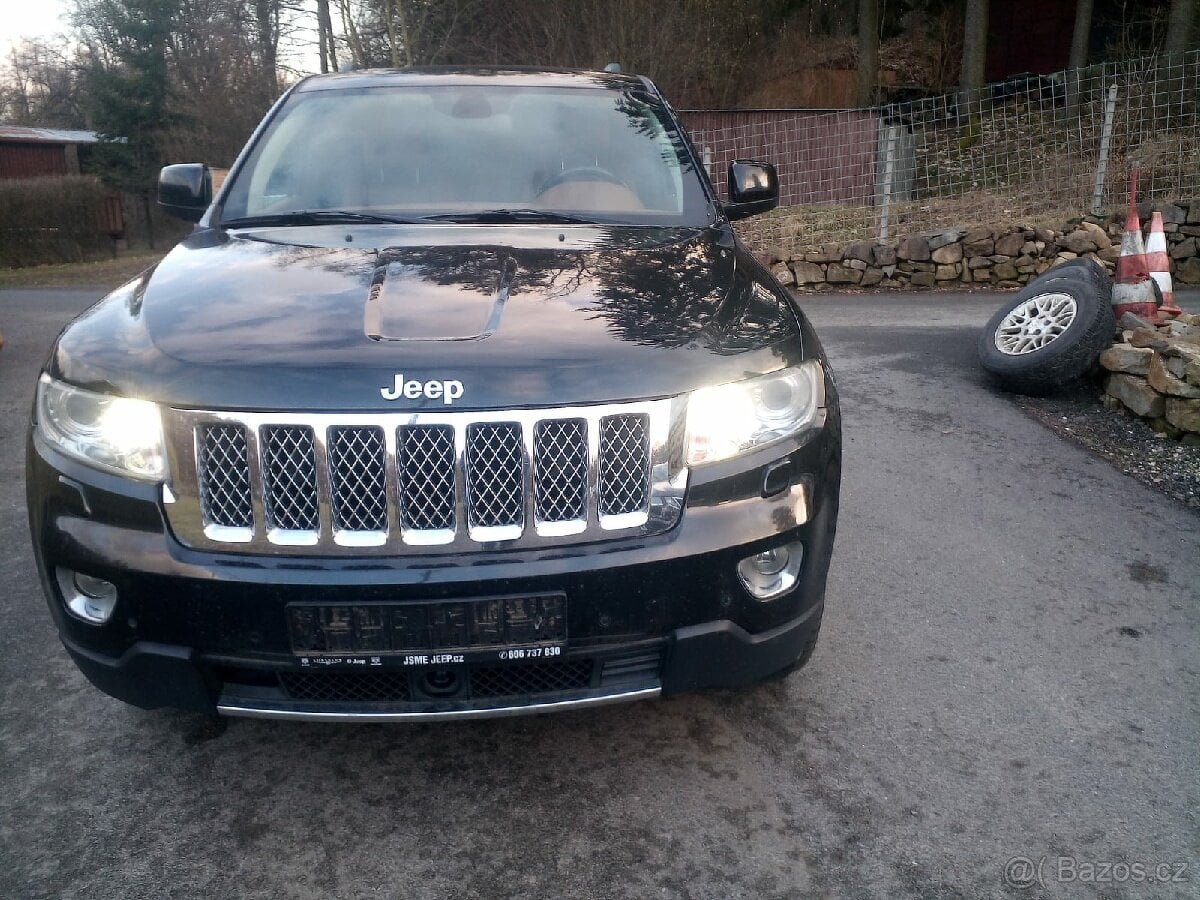 Jeep grand cherokee WK2 2012 NÁHRADNÍ DÍLY