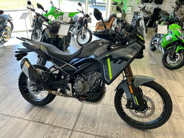 CF Moto 450 MT-R 2025