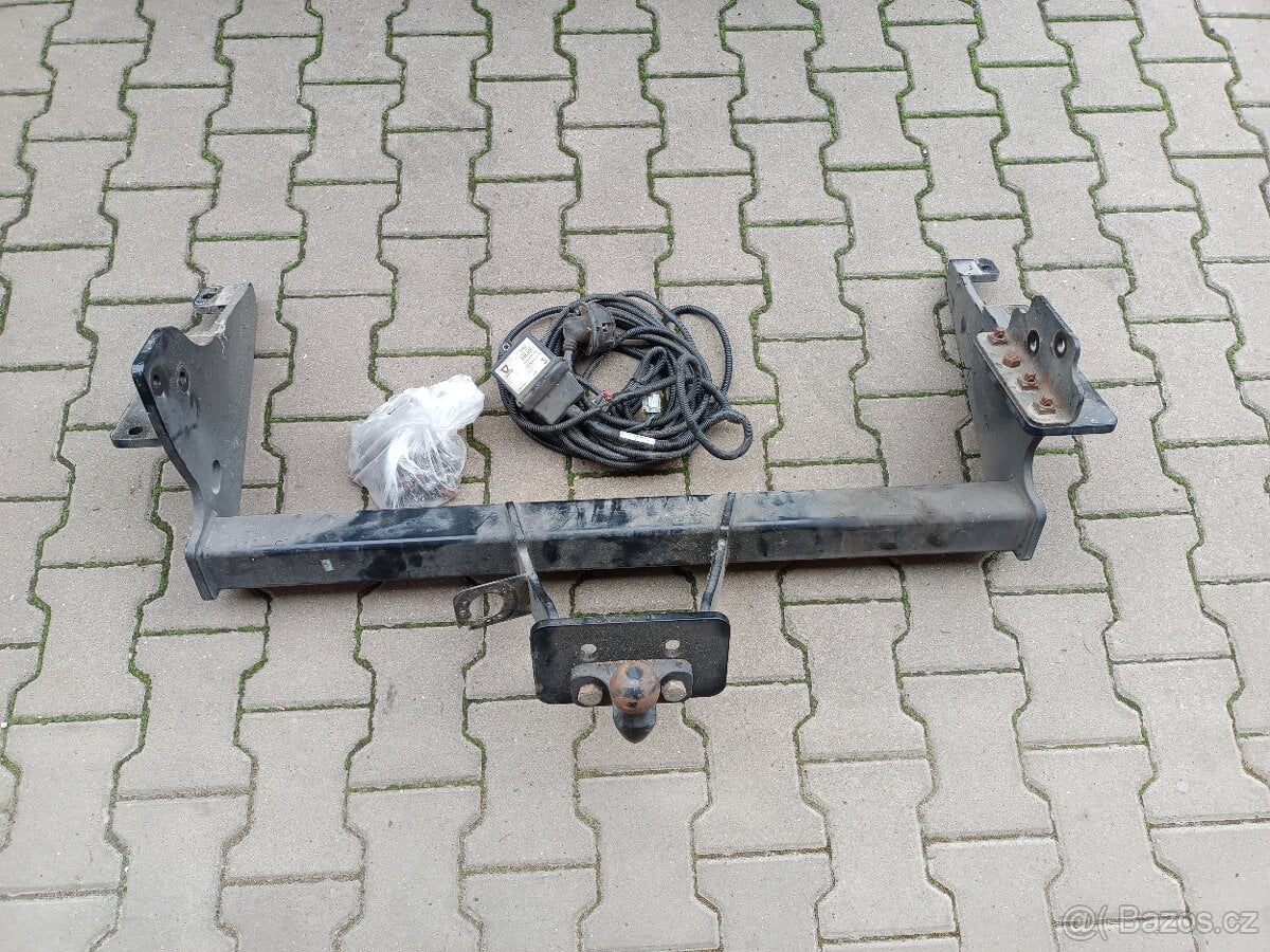 Tažné zařízení Navara NP300, D23, 2016