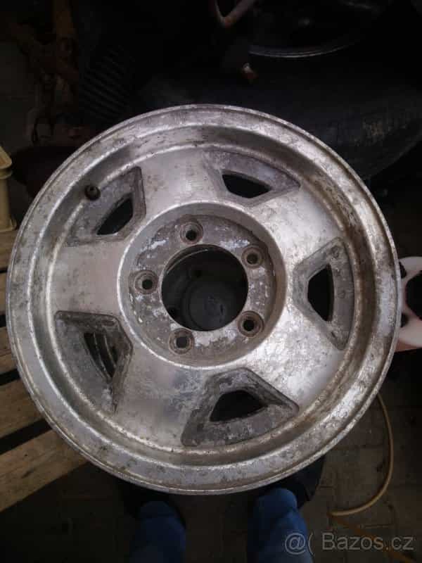 Sada 15" alu disků Asi/kia rocsta 5ks