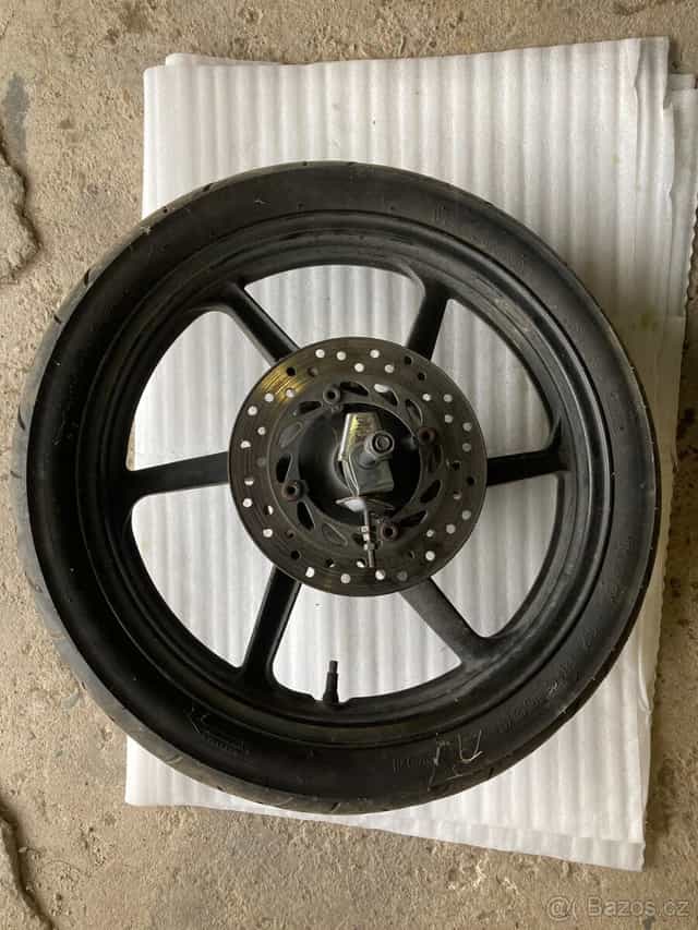 Zadní kolo Honda CBR 125