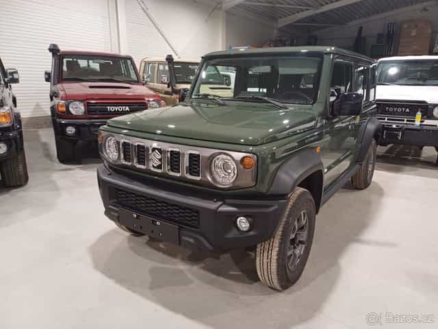 Suzuki Jimny 4x4 LONG 1,5 GLX Automat SKLADEM 5-Místné