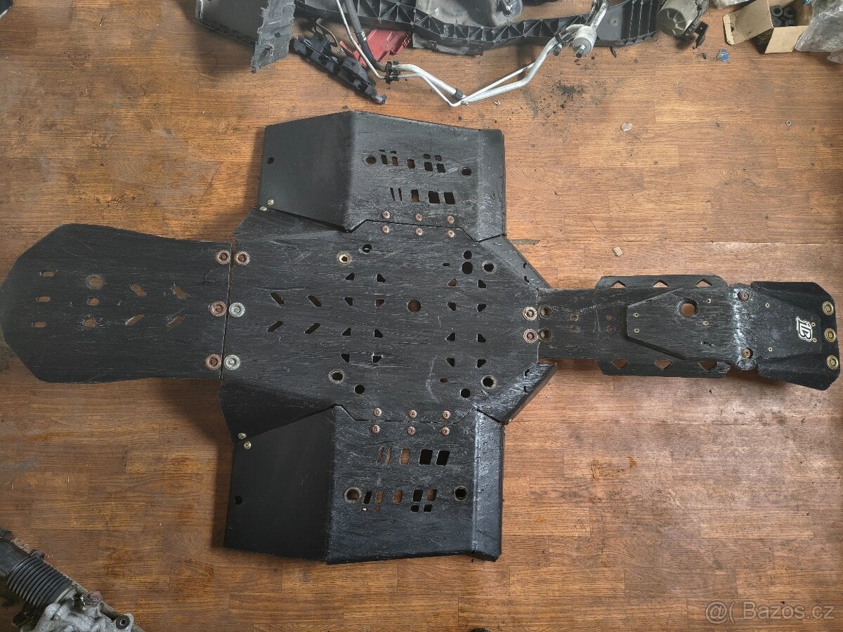 Ochrana podvozku IronBaltic Outlander Max G2