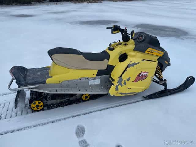 Skidoo freestyle sněžný skůtr ski doo ski-doo