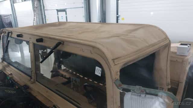Hummer H1 / Hmmwv - střecha