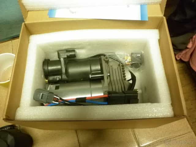 Kompresor podvozku AMK Hitachi - Land Rover Range rover