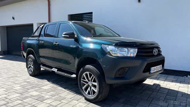 TOYOTA HILUX D-4D - NA PREDAJ / NA SPLÁTKY