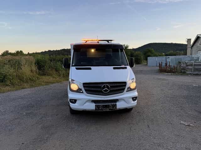 Odtahovka brýle Mercedes Sprinter 3.5t