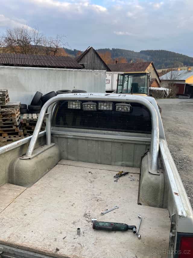 Nissan navara