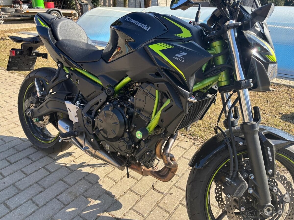 Kawasaki Z650 r.v.2022, původ ČR, 2254km