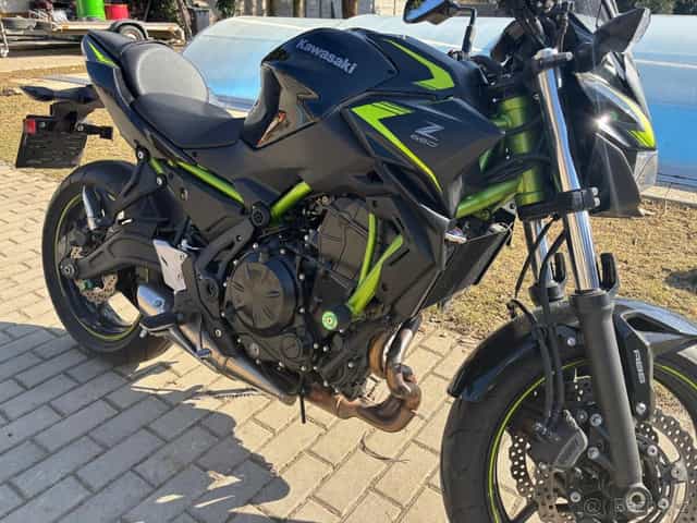 Kawasaki Z650 r.v.2022, původ ČR, 2254km
