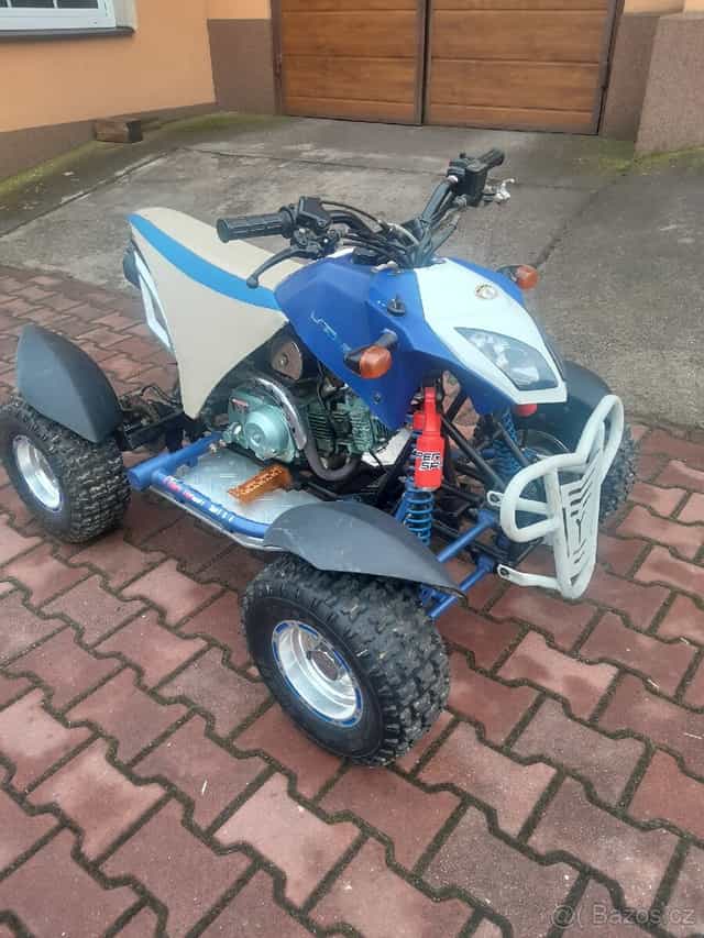 Dětská čtyřkolka