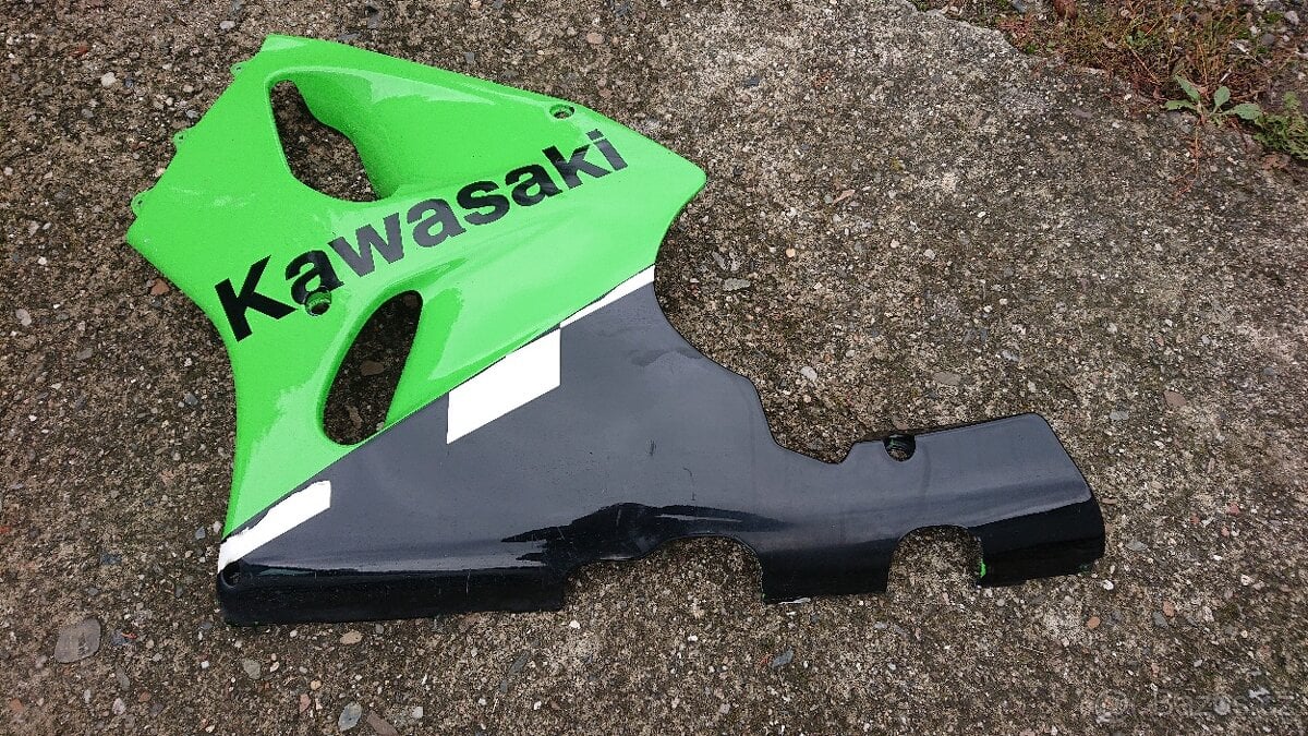 Kawasaki ZX7R díly