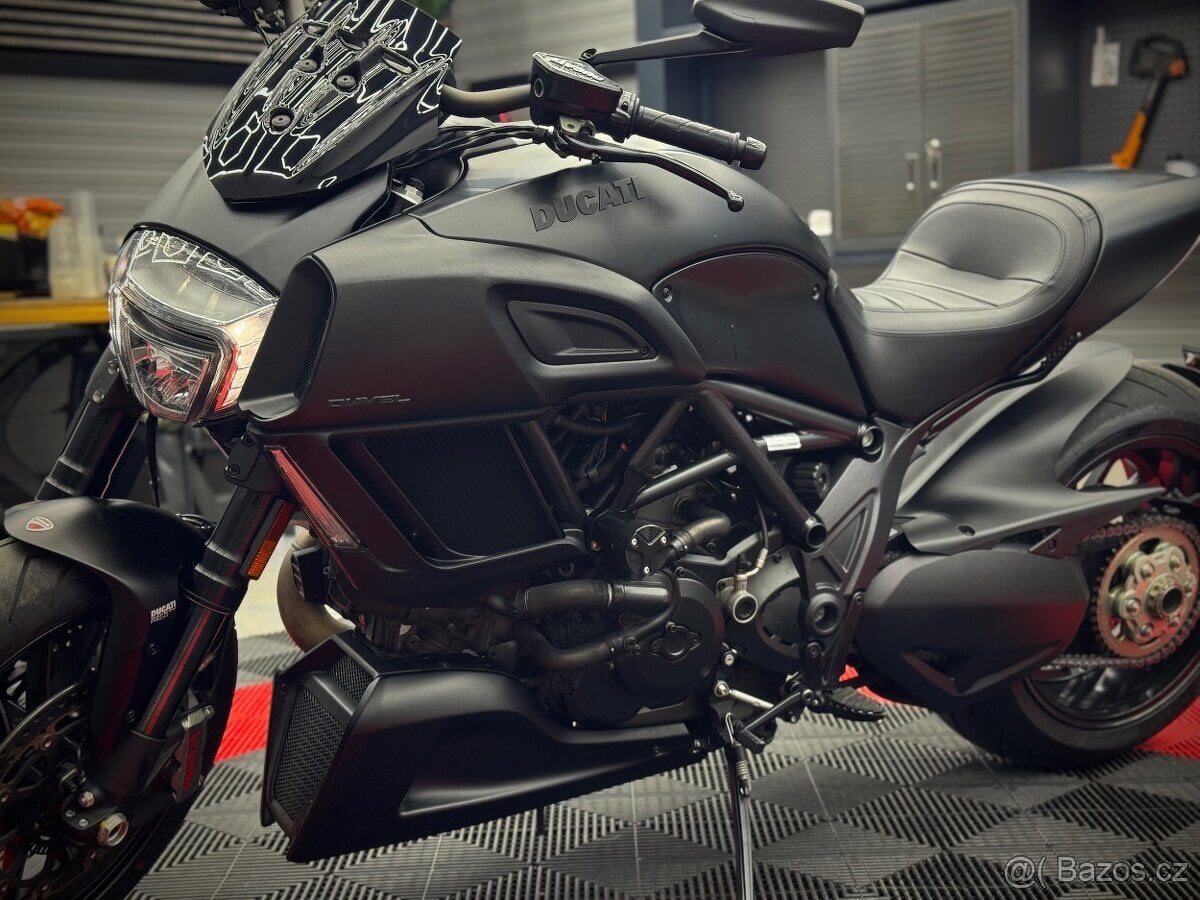 Ducati Diavel Carbon 2017