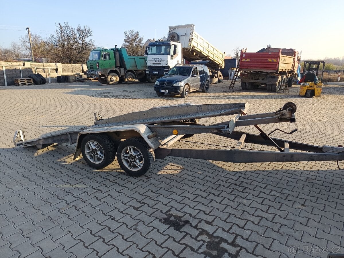 Autopřepravník sklopný Brenderup 2000 kg