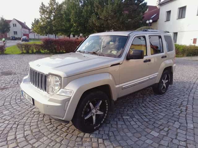JEEP CHEROKEE KK 2,8CRD130kw ,rv5/2008,LIMITED,ČR,4X4,ALU,TZ