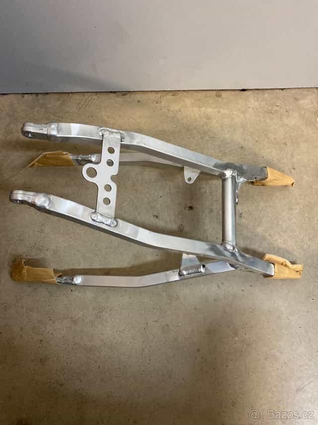 Rám pod sedlo na Kawasaki KX250F