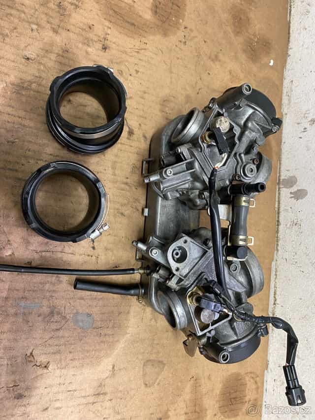 Kawasaki Brute Force 750, karburátory