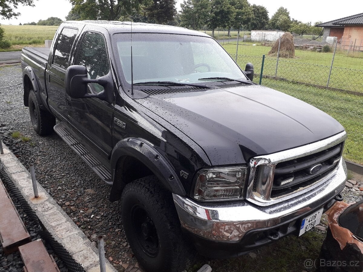 Ford F250 6,8 V10 super duty lpg 4x4 6míst řid.sk..B