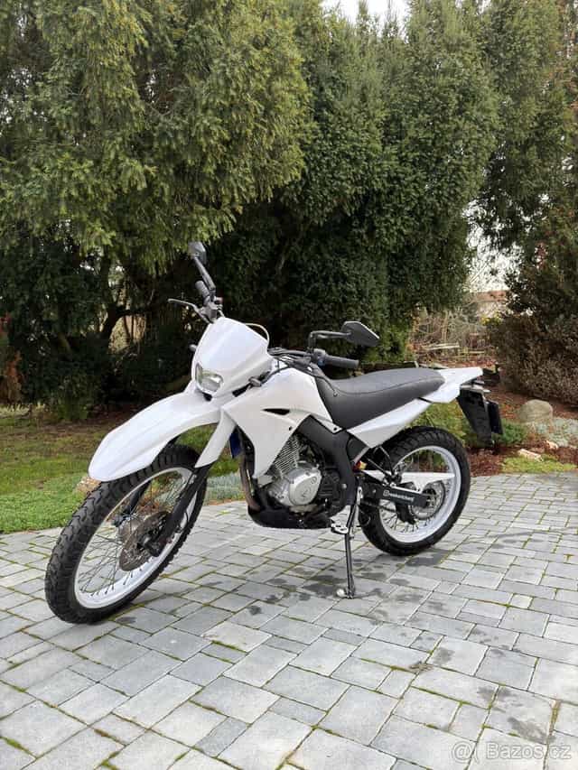 YAMAHA XT 125 R