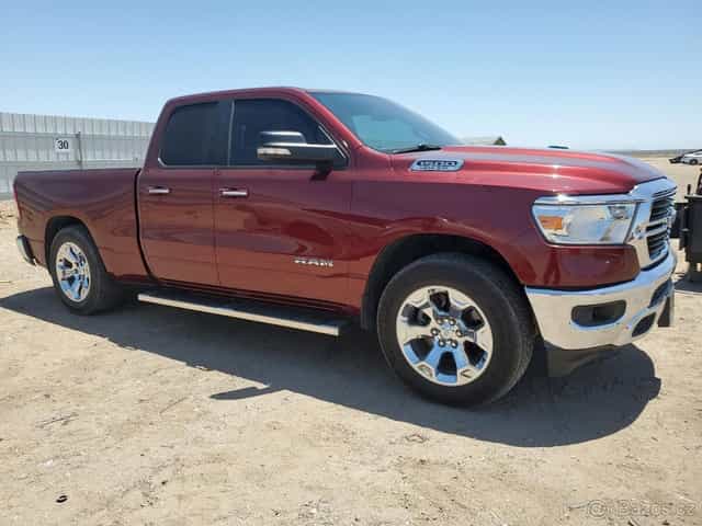 Dodge RAM 1500 Bighorn Lonestar z roku 2019 (111.507 km)