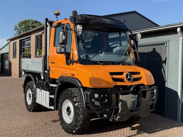Mercedes Benz Unimog U218