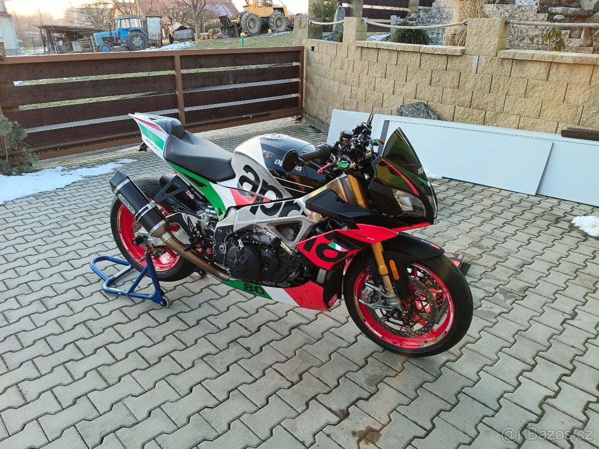 Aprilia Tuono V4 1100 Factory