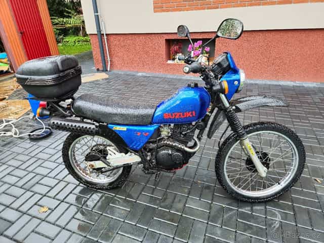 SUZUKI DR 125s bez TP