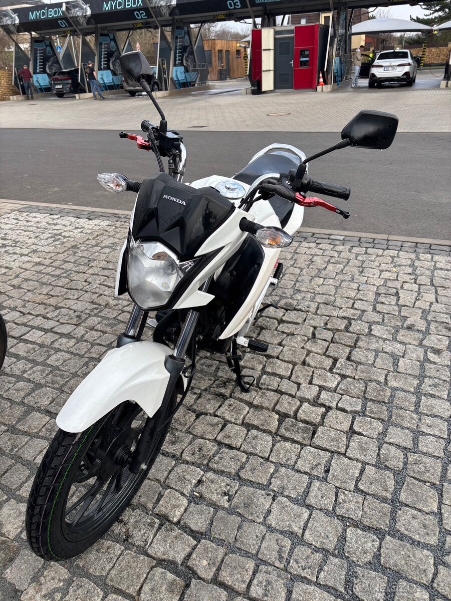 Honda cb125f