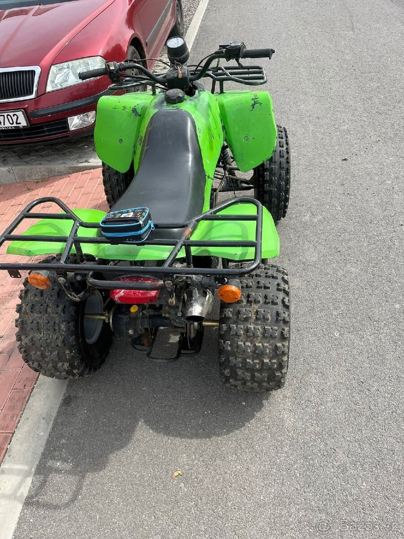 Prodám čtyřkolku Yuki 200 bez TP